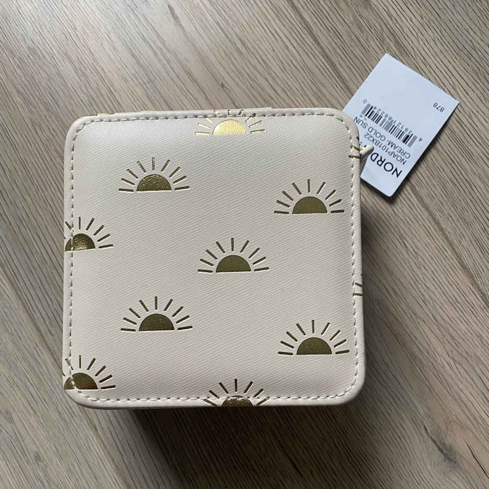 Nordstrom Square Zip Jewelry Box BNWT